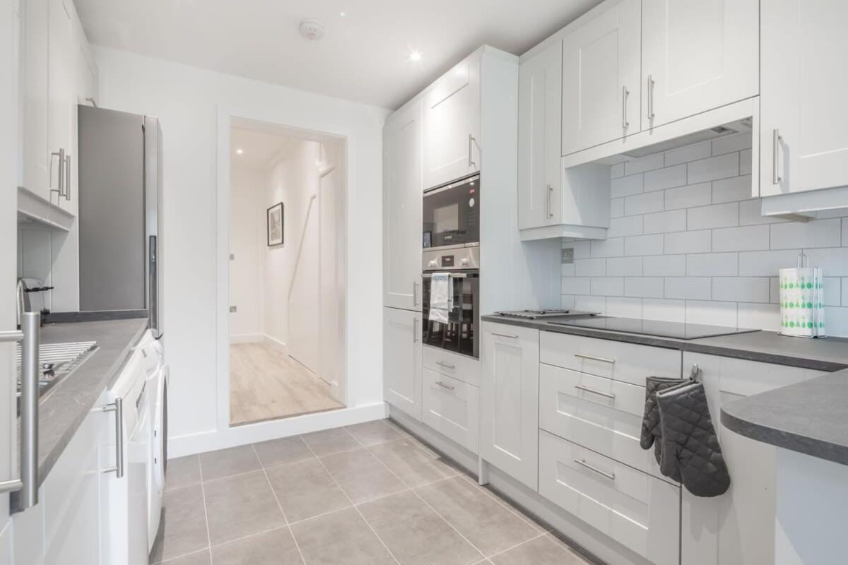 Refurbished High Spec Central Family Home CBG Eksteriør bilde
