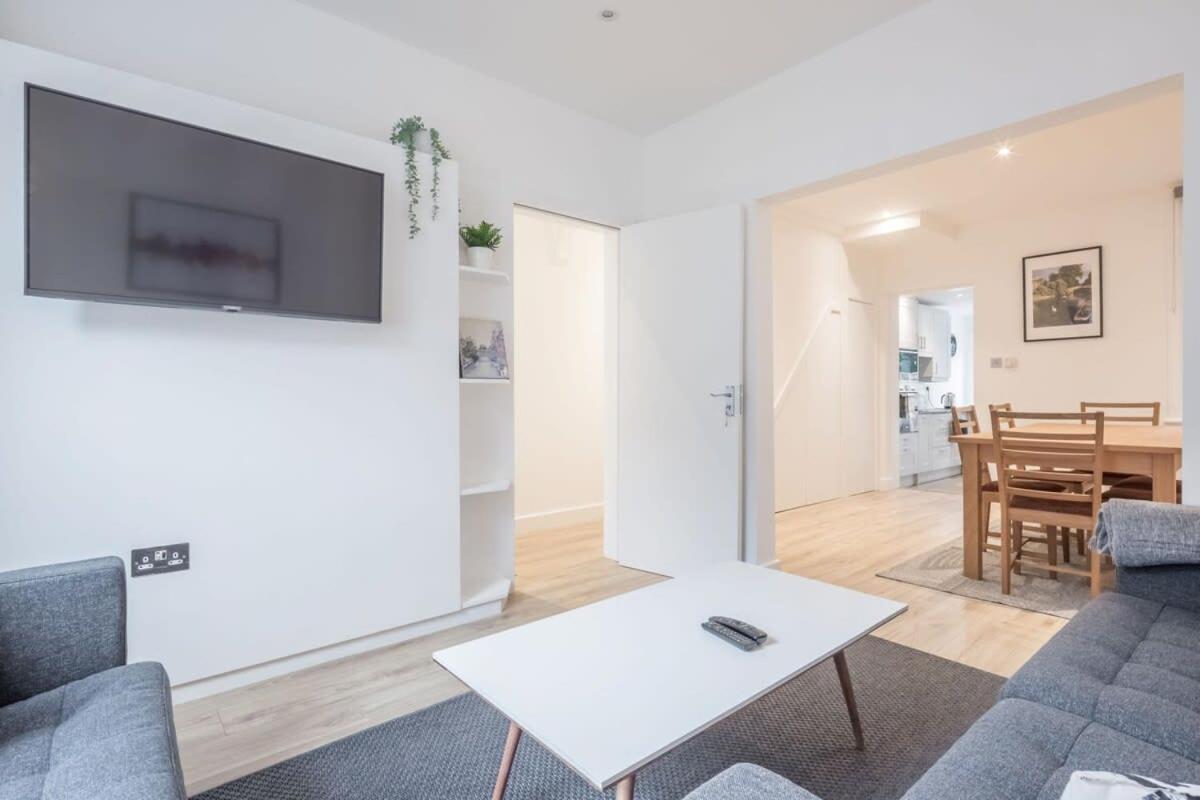 Refurbished High Spec Central Family Home CBG Eksteriør bilde
