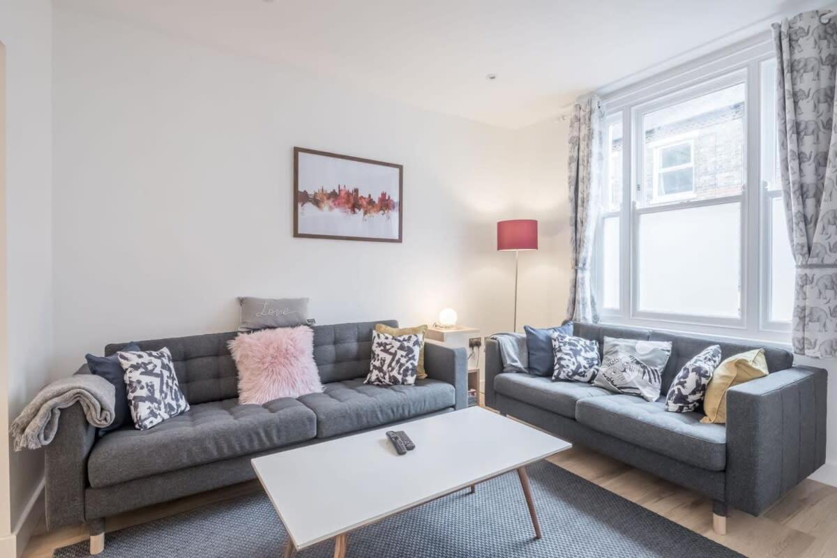 Refurbished High Spec Central Family Home CBG Eksteriør bilde