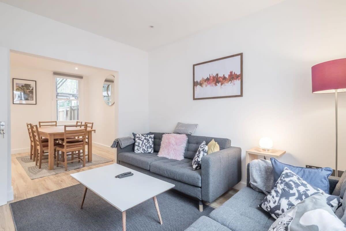 Refurbished High Spec Central Family Home CBG Eksteriør bilde
